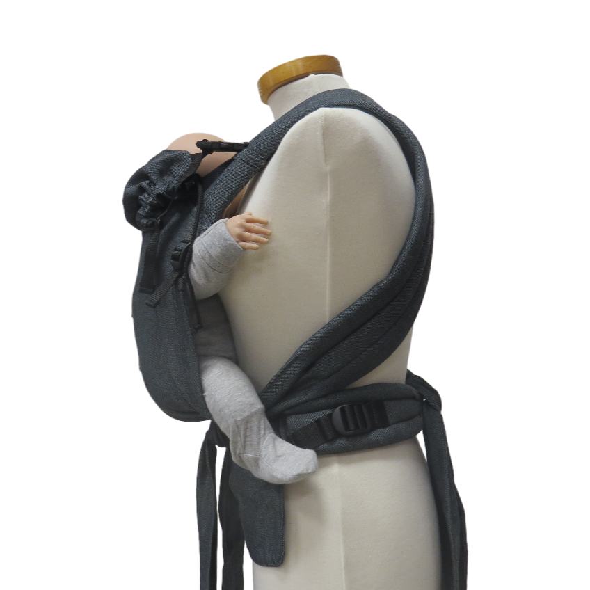 Babycarrier Graphit Slim with adjustable straps and waist belt, ergonomic support for infants.