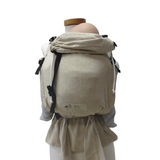 Babycarrier Natur Slim, adjustable half-buckle carrier with natural color, ergonomic design for newborns to 15 kg.