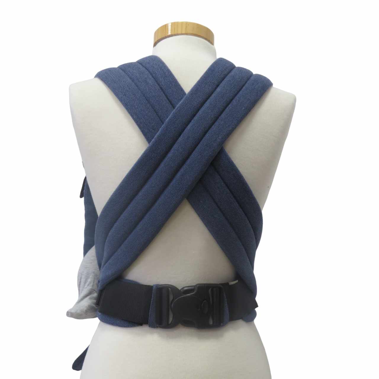 Babycarrier Jeans with padded straps and buckle for ergonomic baby support