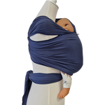 Blaues Bambustragetuch KORNBLUME aus weichem, elastischem Bambusgewebe zum Babytragen