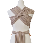 Bambustragetuch WÜSTENSAND aus weichem, elastischem, atmungsaktivem Bambusgewebe in Sandfarbe, ideal für Babys 2,5-11 kg