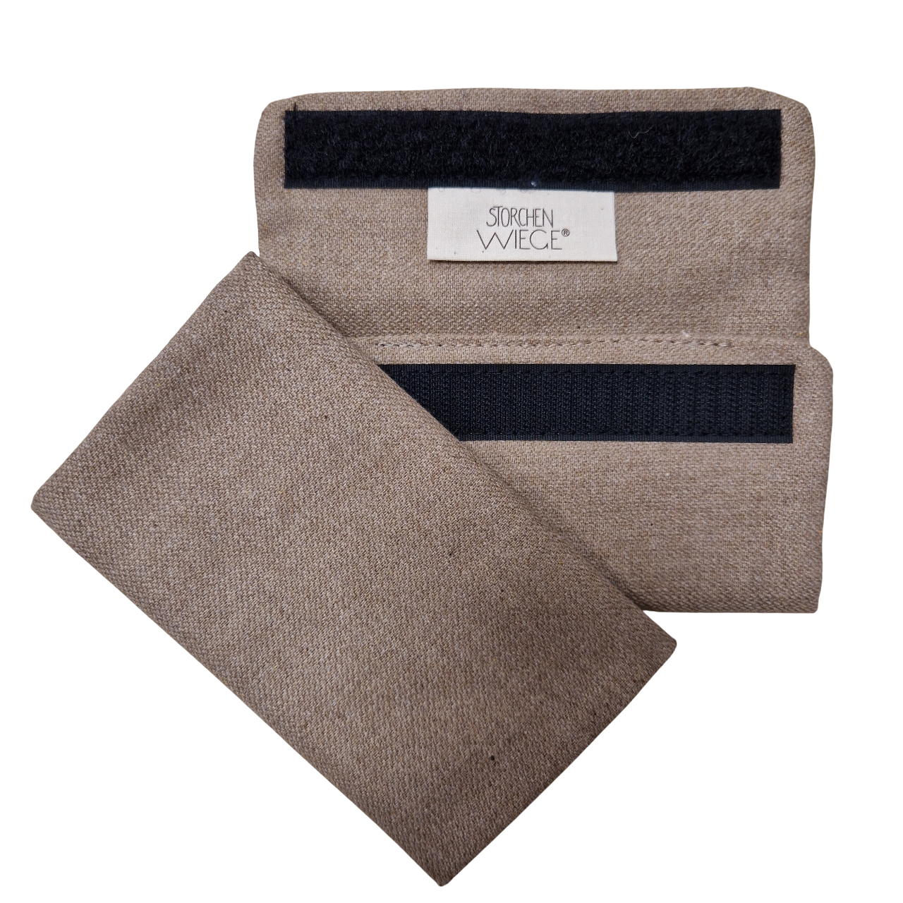 Babycarrier Gurtschoner in beige, made from 100% cotton, designed to protect baby carrier straps from moisture and wear.