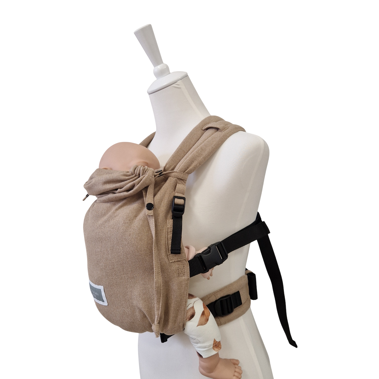 Valeno Sand baby carrier with adjustable straps and padded design in sand color