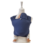 Weiches, elastisches Bambustragetuch KORNBLUME aus nachhaltigem Bambus, ideal für Babys bis 9 kg.