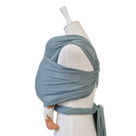 Bambustragetuch PISTAZIE aus weichem, atmungsaktivem Bambusgewebe in Pistaziengrün, ideal für Babys von 2,5 bis 9 kg