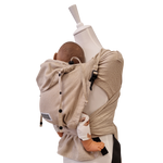 Ergonomische Babytrage ab Geburt mit breiten Schulterträgern und gepolstertem Hüftgurt aus 100% Baumwolle, ideal für Neugeborene und flexibles Tragen vor dem Bauch oder Rücken.