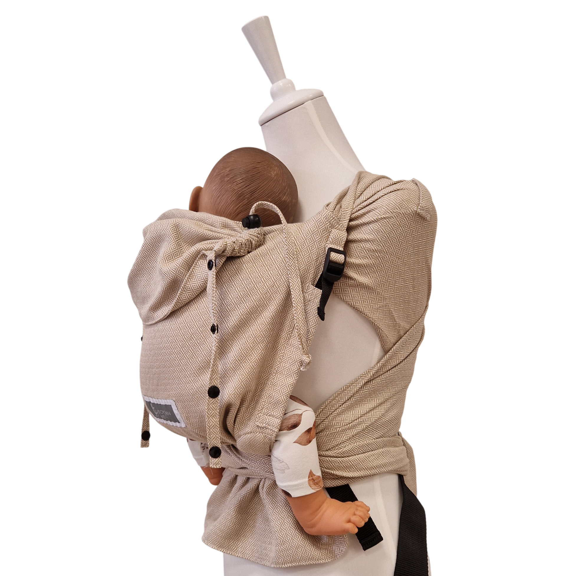 Ergonomische Babytrage ab Geburt mit breiten Schulterträgern und gepolstertem Hüftgurt aus 100% Baumwolle, ideal für Neugeborene und flexibles Tragen vor dem Bauch oder Rücken.