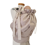 Storchenwiege Tragecover Natur for babywearing protection.