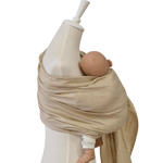 Leinen-RingSling ELFENBEIN baby carrier in ecru linen fabric showing ergonomic babywearing wrap