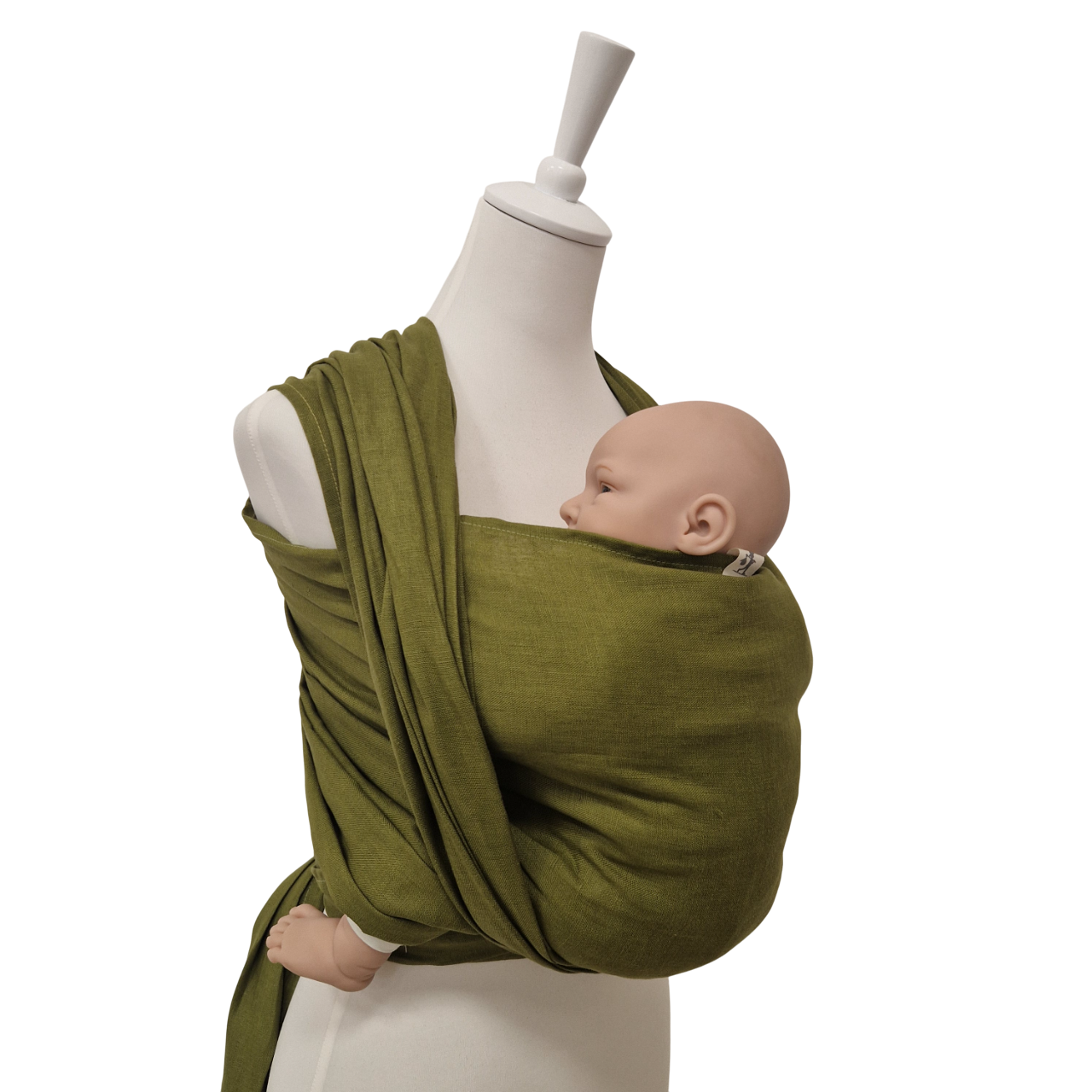 Leinentragetuch MOOSGRÜN aus 100% Leinen in Khaki mit Baby getragen