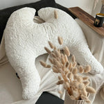 MeroWings Flügelkissen Classic ergonomic lounge pillow in faux fur, 70x80 cm.