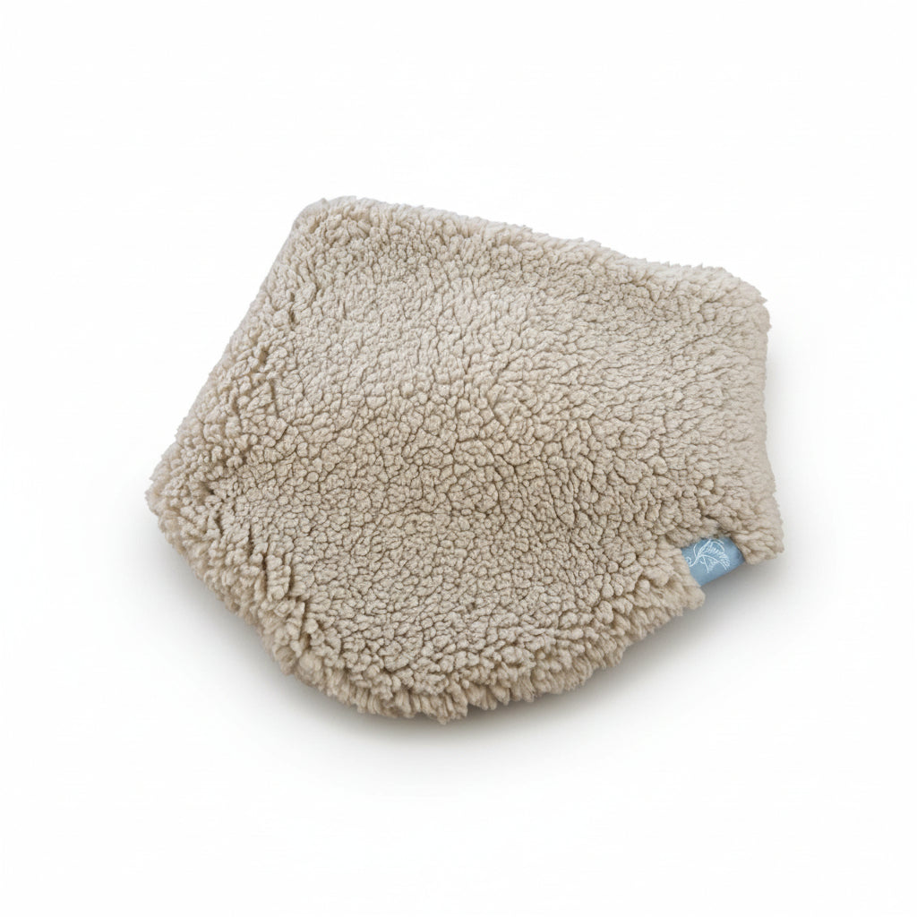 Beige Storchenwiege Teddy Loop winter scarf made of soft polyester teddy fabric