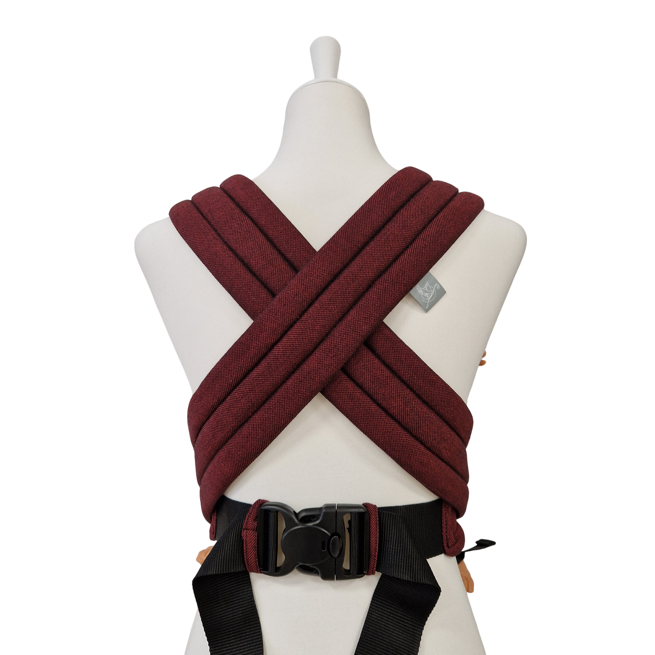 Bordeauxfarbener Babycarrier mit gepolsterten Trägern und verstellbarem Steg für gesunde Anhock-Spreiz-Haltung