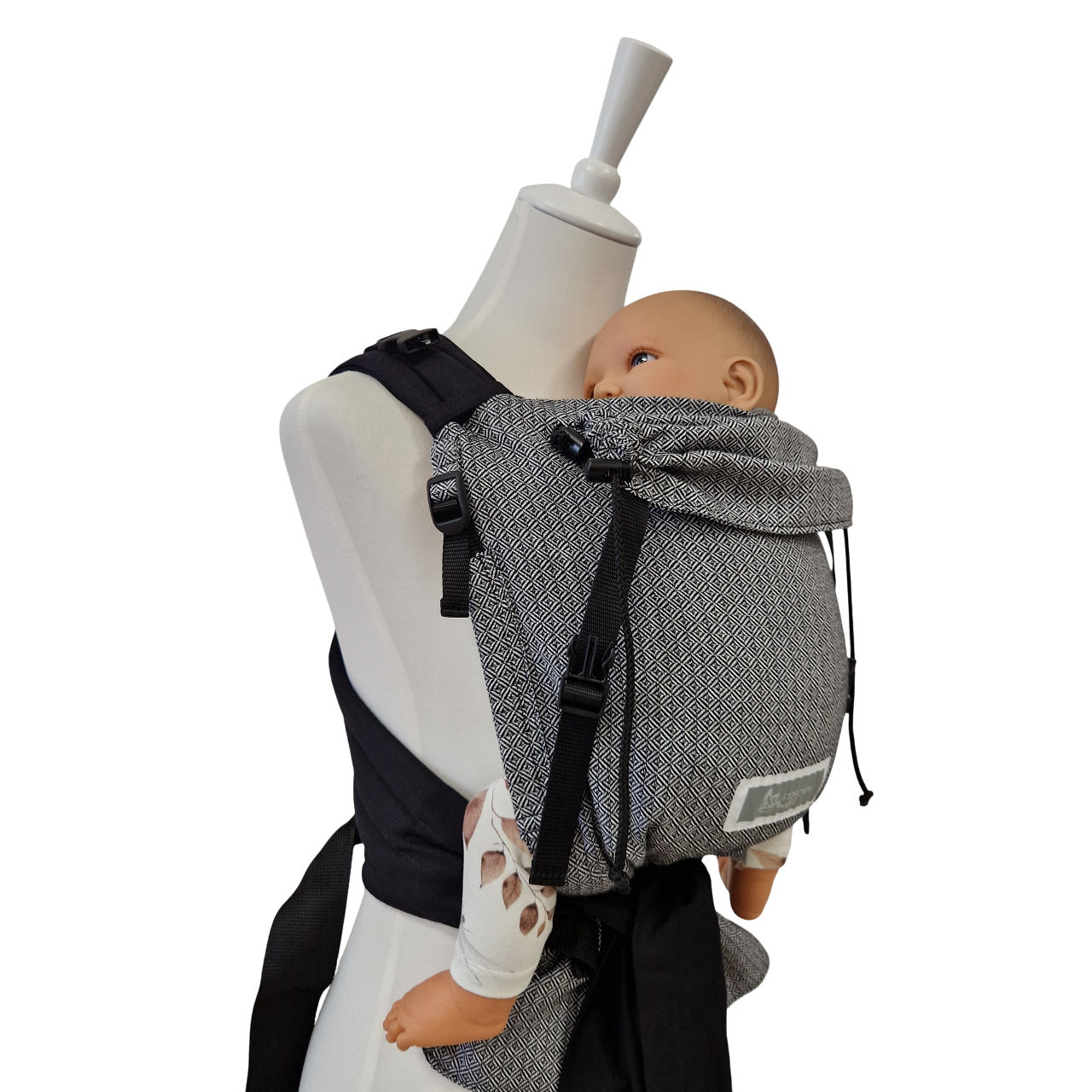 Babycarrier Leo Talemo Leo Schwarz-Weiss Half-Buckle Babytrage mit ergonomischer Anhock-Spreiz-Haltung und gepolsterten Trägern