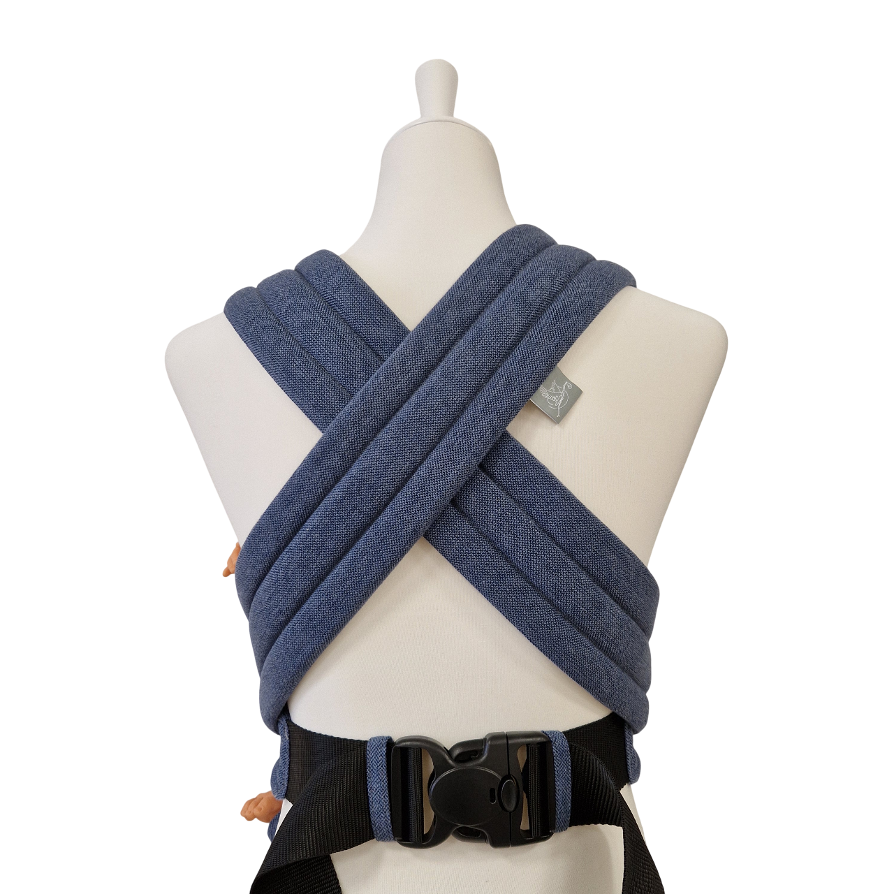 Babycarrier Jeans mit gepolsterten Trägern und Bauchgurt, verstellbar, gesunde Anhock-Spreiz-Haltung, inkl. Brustgurt, in Jeans-Optik.