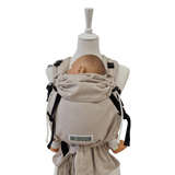 Babycarrier Mondstein mit gepolsterten Trägern und Brustgurt für ergonomisches Babytragen von Geburt an
