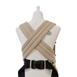 Talemo Natur Babytrage aus 100% Baumwolle in Natur mit gepolsterten Trägern und verstellbarem Steg für optimale Anhock-Spreiz-Haltung