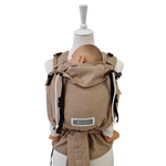 Babycarrier Sand bequeme Half-Buckle-Babytrage mit Kopfstütze und Brustgurt aus 100% Baumwolle in Sandfarbe