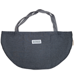 Komfortable Wiegetasche in Grau aus 100% Baumwolle, OEKO-TEX zertifiziert, für Gewichtskontrolle von Neugeborenen bis 7 kg, Made in Germany.